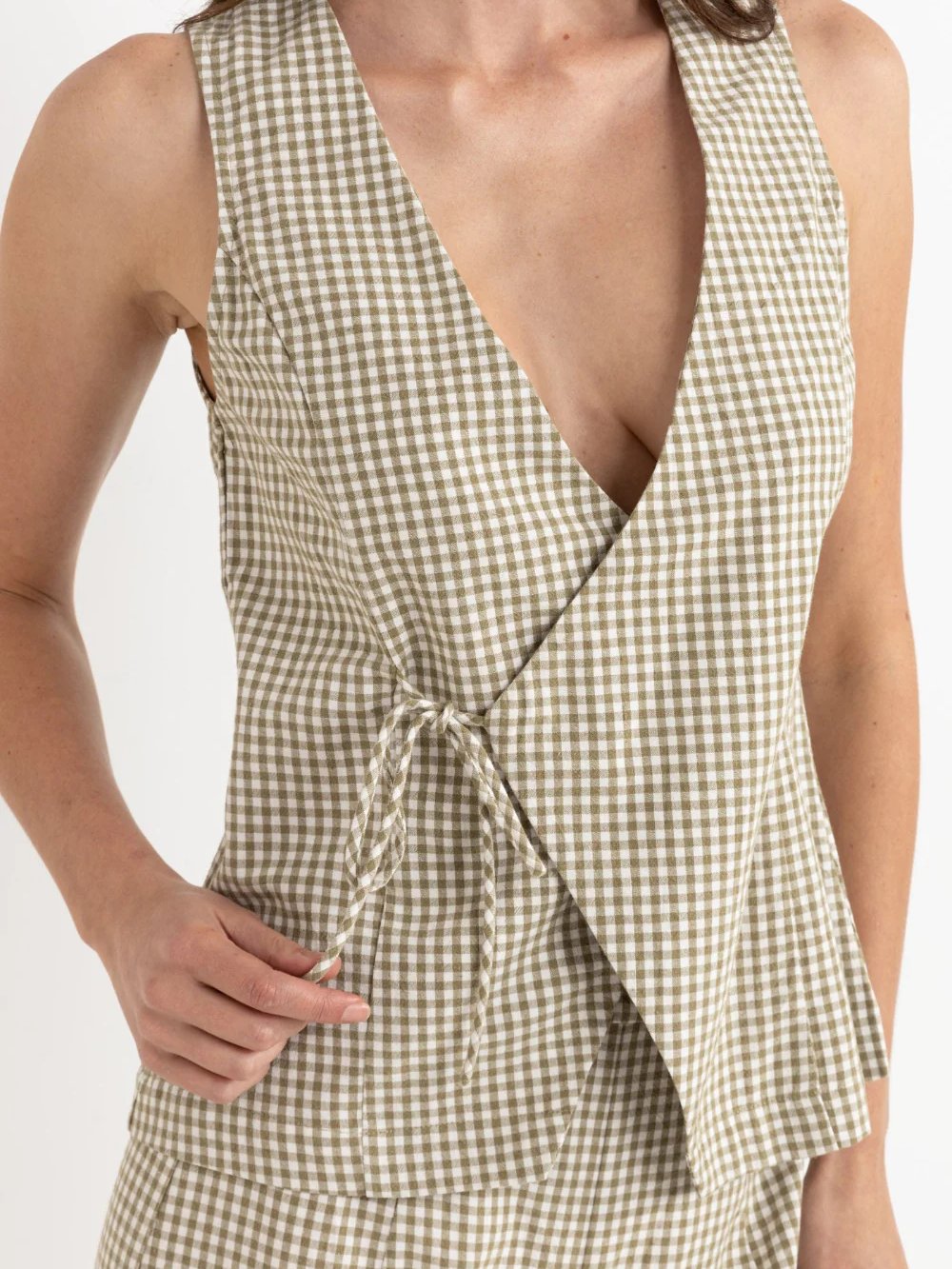 RHYTHM LOLA CHECK WRAP FRONT VEST OLIVE