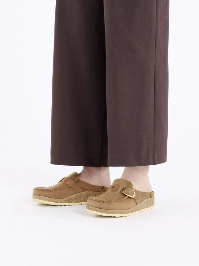 BIRKENSTOCK BUCKLEY OILED LEATHER CLOG COGNAC
