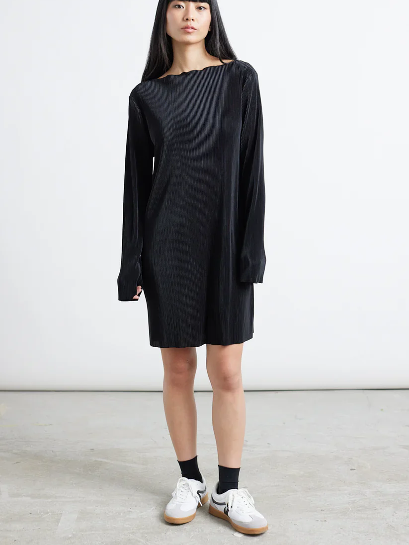 Pleats Dress Black / Small/36 Pleats Dress Black / Small/36