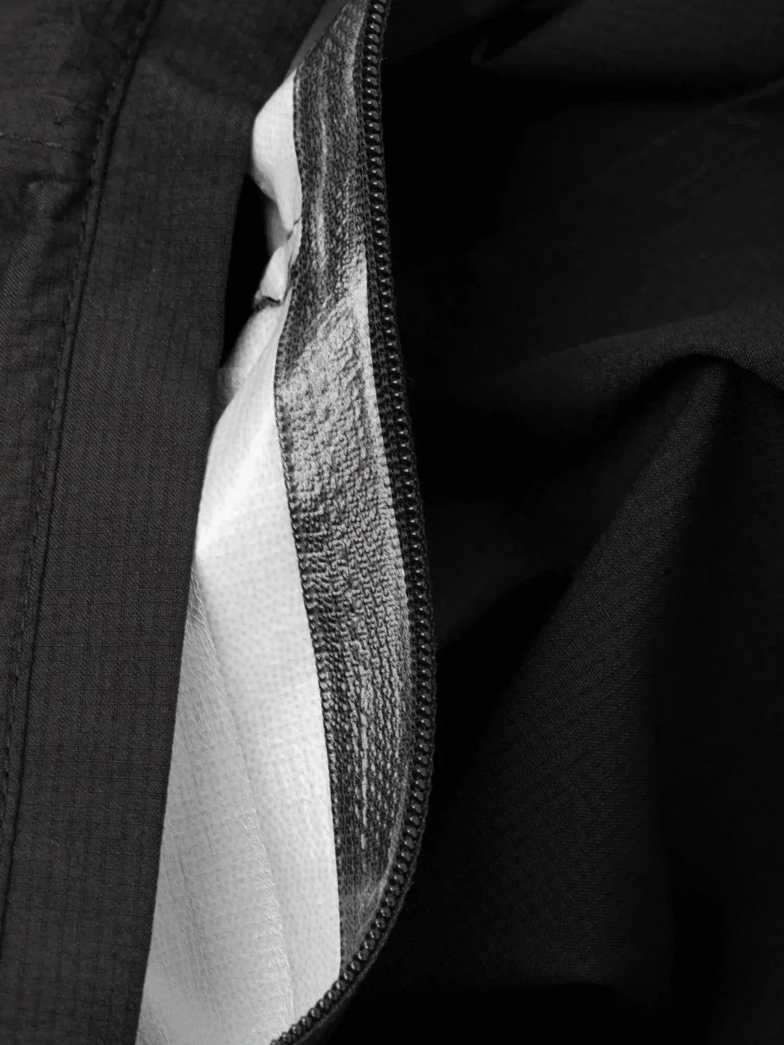 DARK SEAS BREAKWATER JACKET BLACK