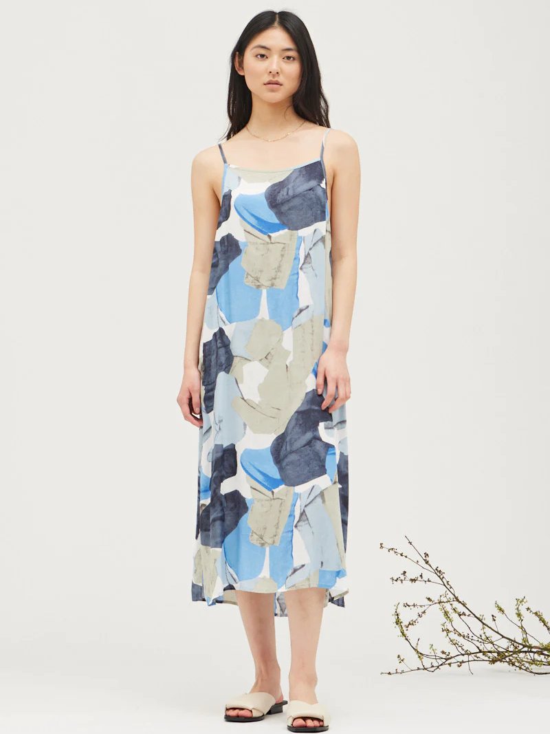 GRADE & GATHER ROCK FORM PRINT SLIP DRESS DUSTY BLUE