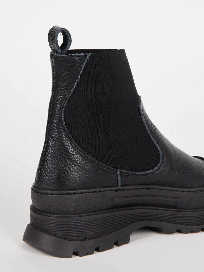 INTENTIONALLY BLANK COURT LUG SOLE PLATFORM BOOT BLACK