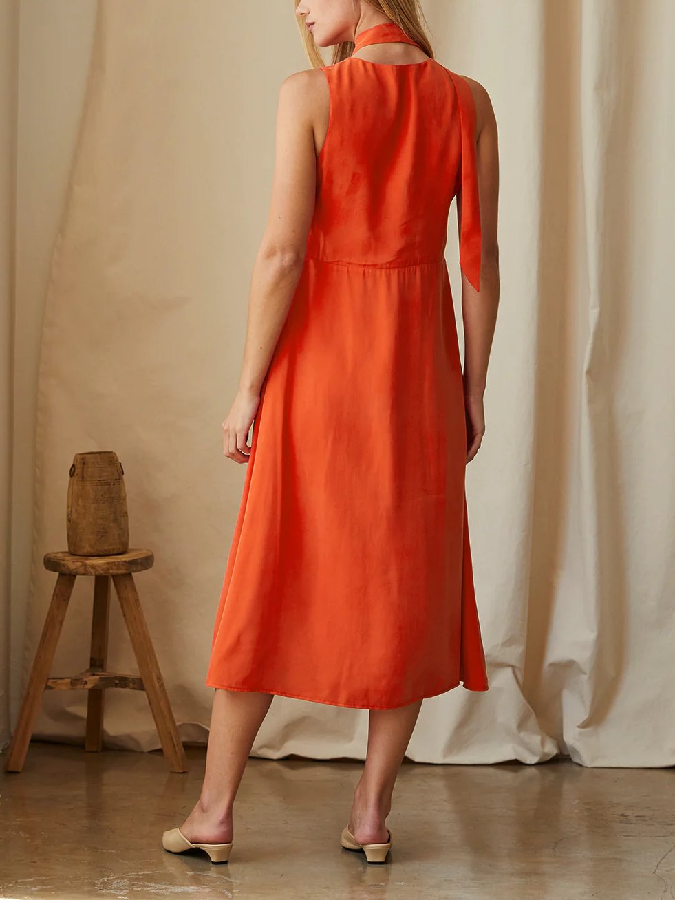 CRESCENT DOLLY CUPRO MAXI DRESS WITH SCARF POPPY
