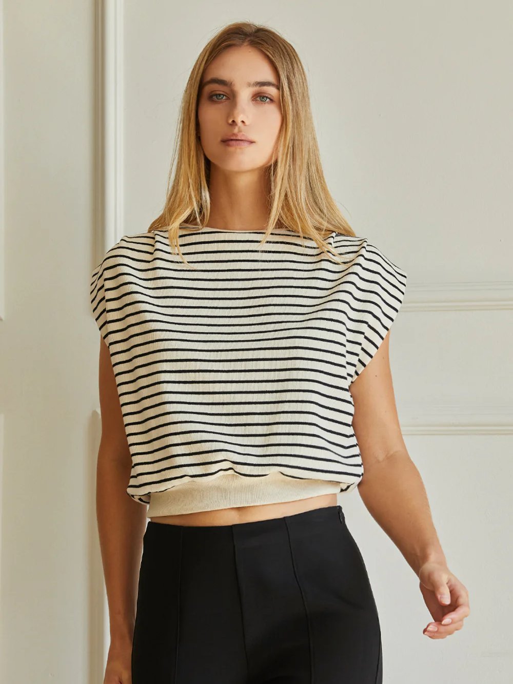 CRESCENT STASSIE STRIPE TOP CREAM/BLACK