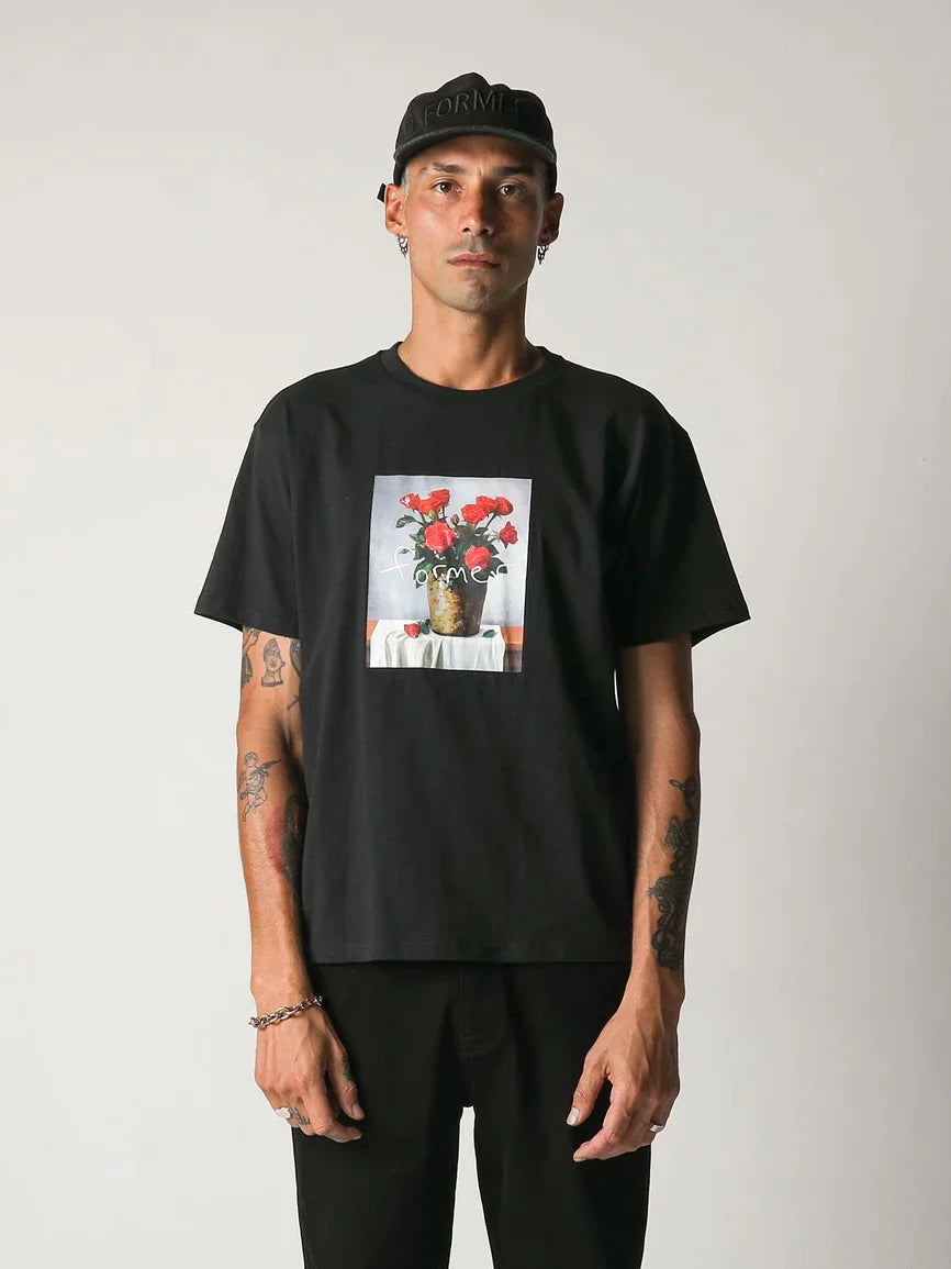 FORMER STILL LIFE T-SHIRT BLACK