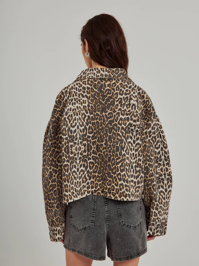 NORR KENZIE CLEAN DENIM JACKET LEO PRINT