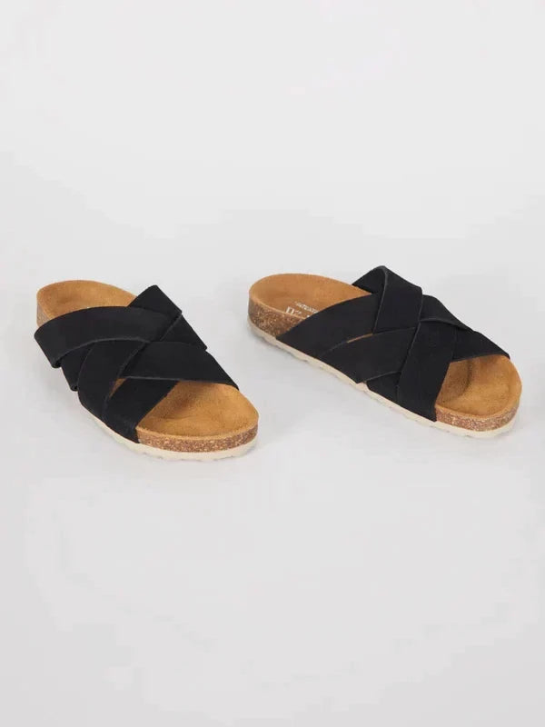 INTENTIONALLY BLANK MIGHTY SANDAL BLACK