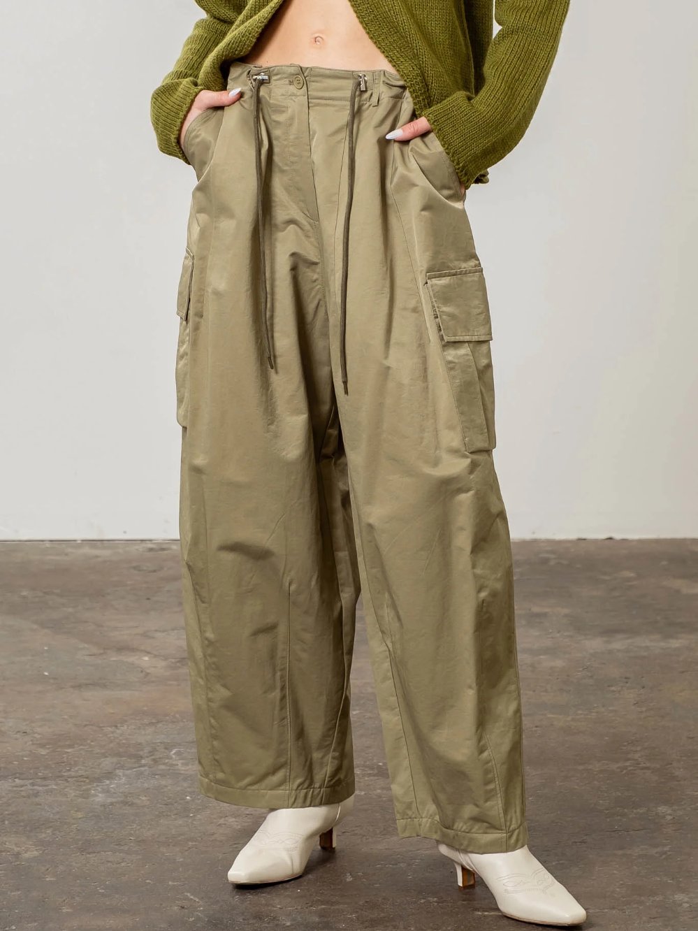 MOON RIVER ADJUSTABLE DRAWSTRING WAIST CARGO PANT OLIVE