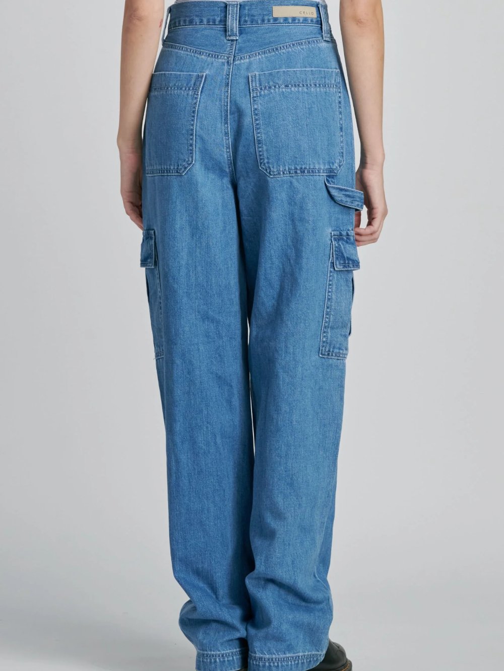 CELLO HIGH RISE CARPENTER DENIM MEDIUM DENIM