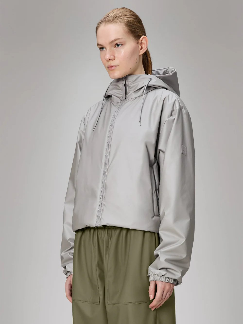RAINS LOHJA SHORT INSULATED JACKET NIMBUS