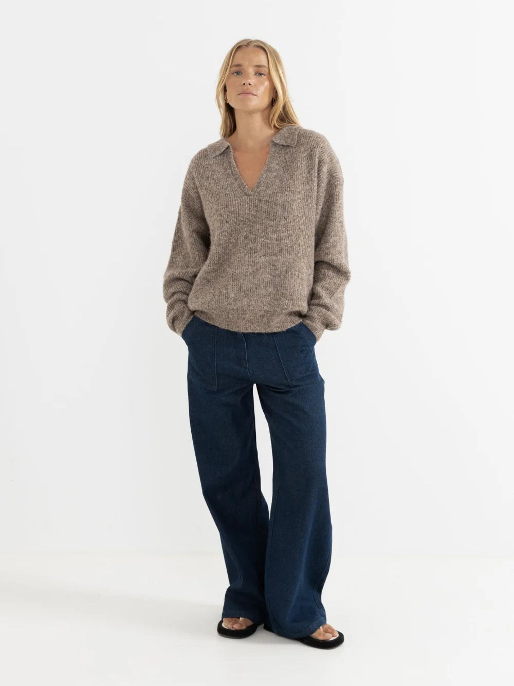 RHYTHM QUINN V-NECK COLLARED SWEATER OATMEAL
