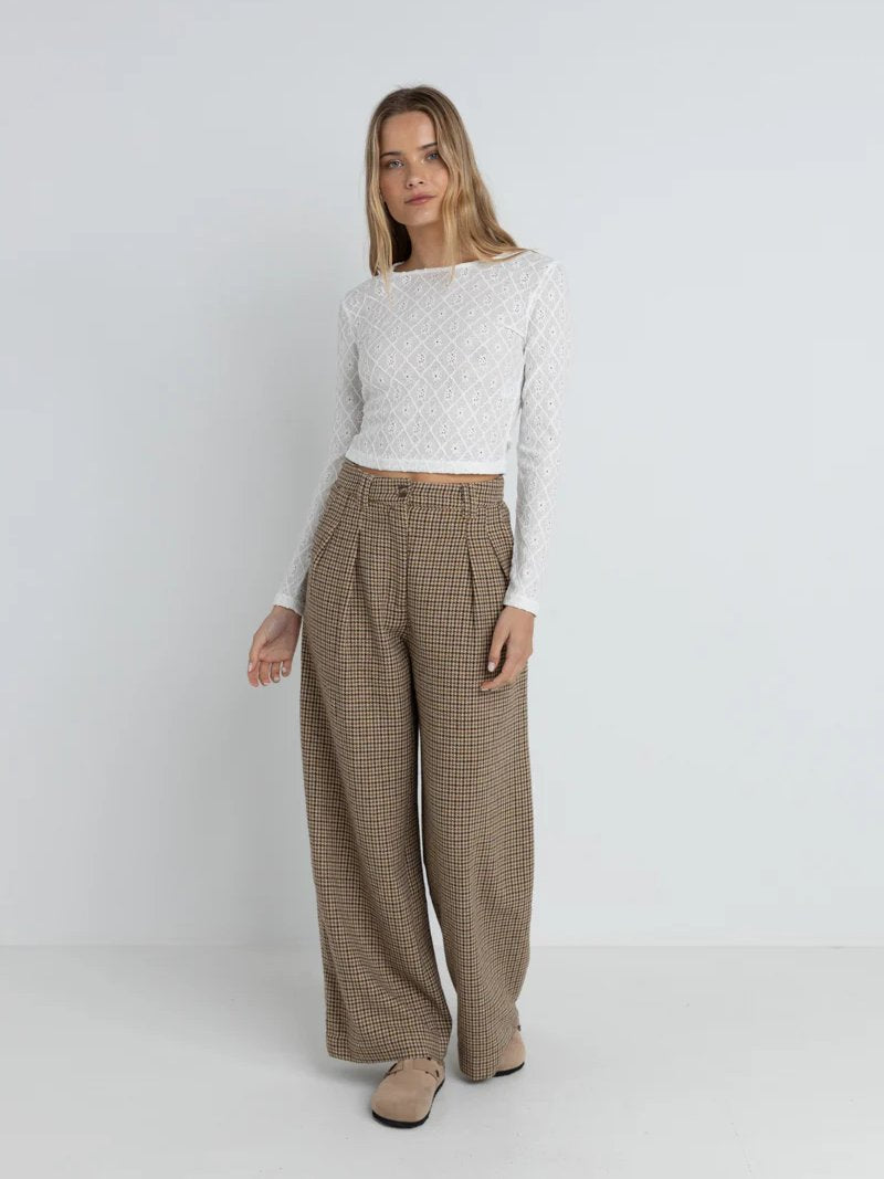 RHYTHM CHARM L/S TOP WHITE