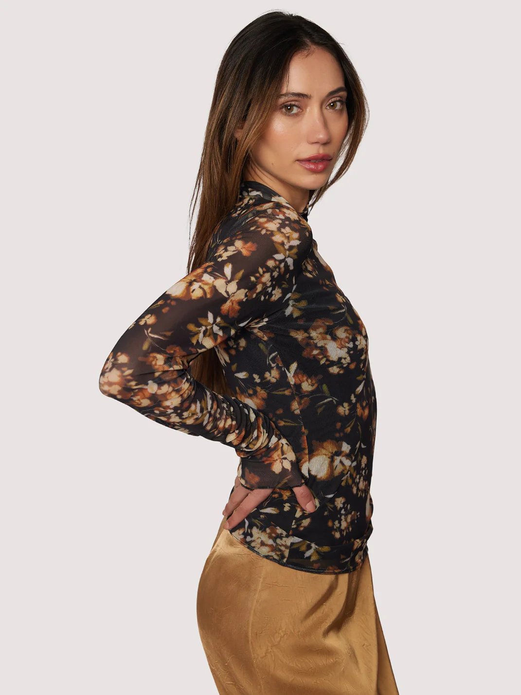 L+W MOONLIT MEADOW TOP BLACK RUST FLORAL