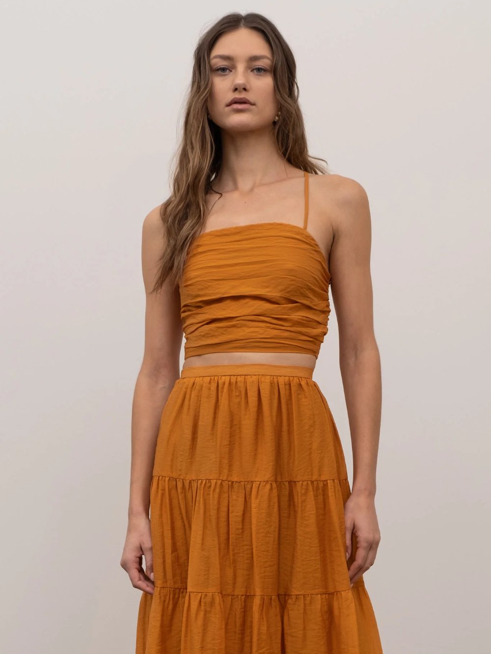 MOON RIVER SLEEVELESS RUCHED SMOCKED CROP TOP ORANGE 