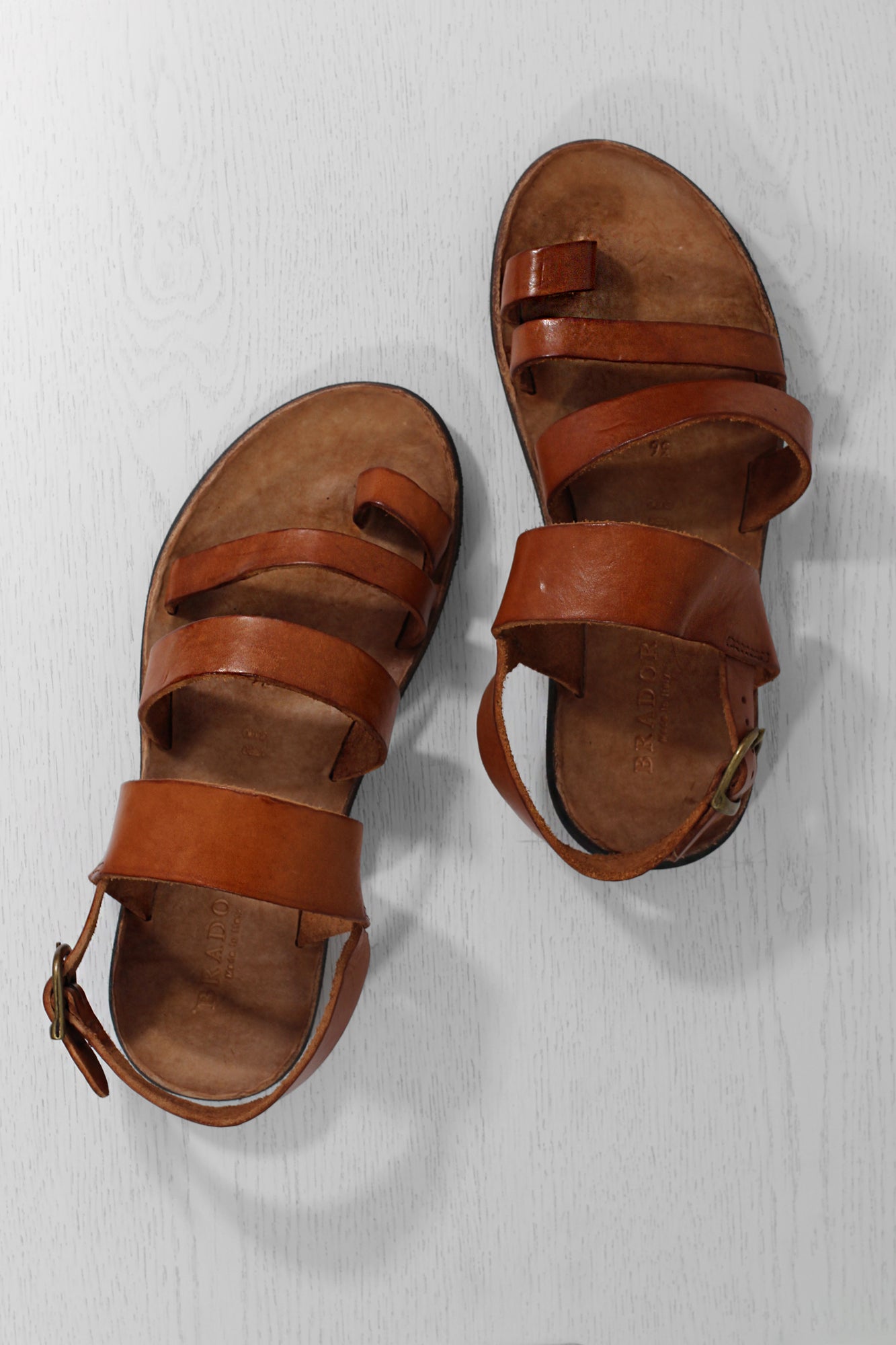 MILAN LEATHER SANDALS WOMENS