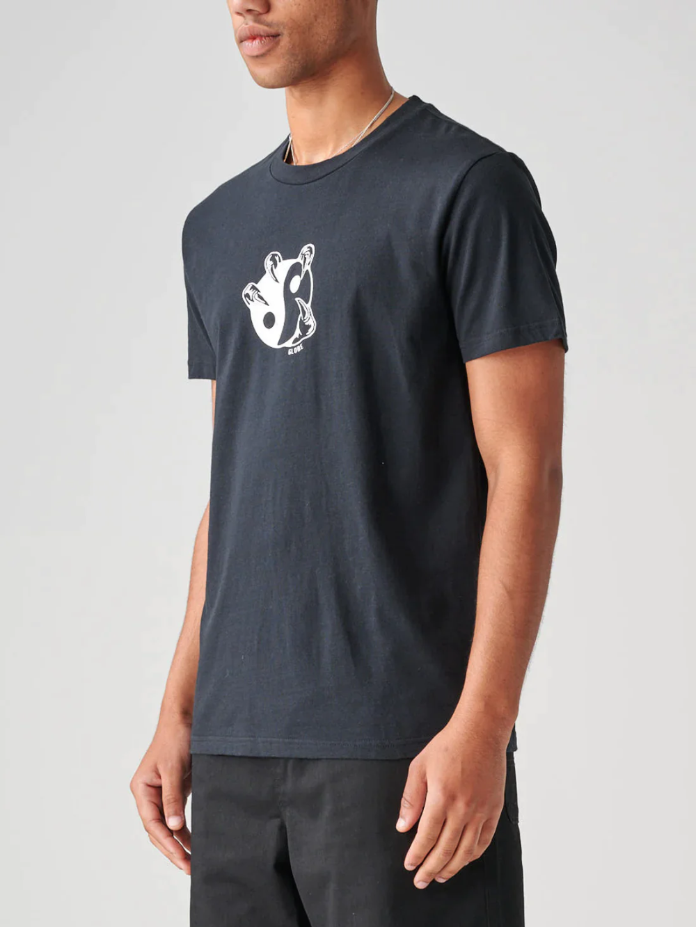 GLOBE UNBALANCED TEE BLACK