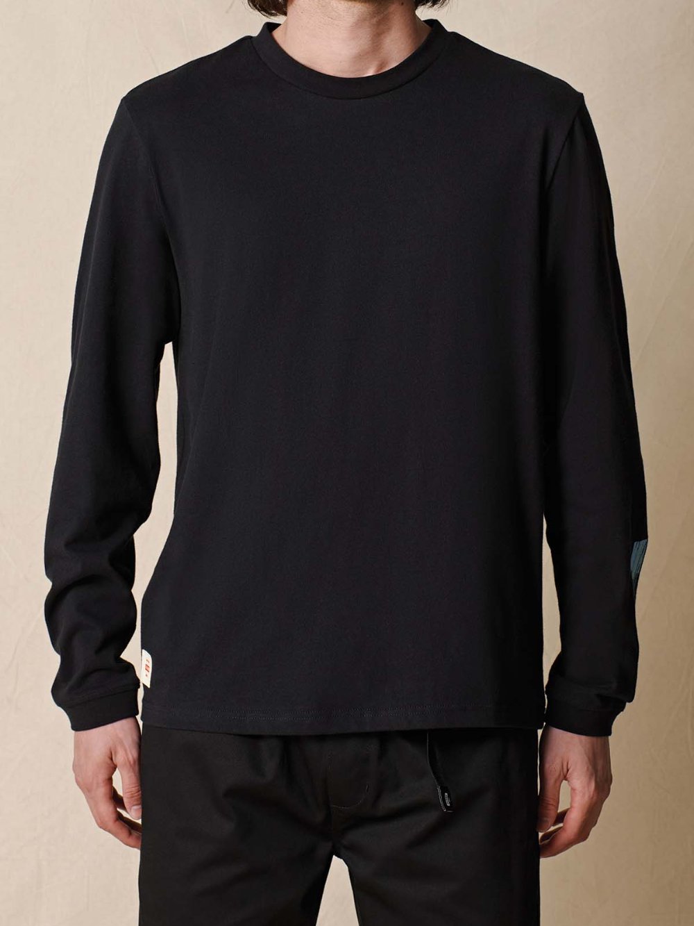 GLOBE ELEMENTS LONG SLEEVE TEE BLACK