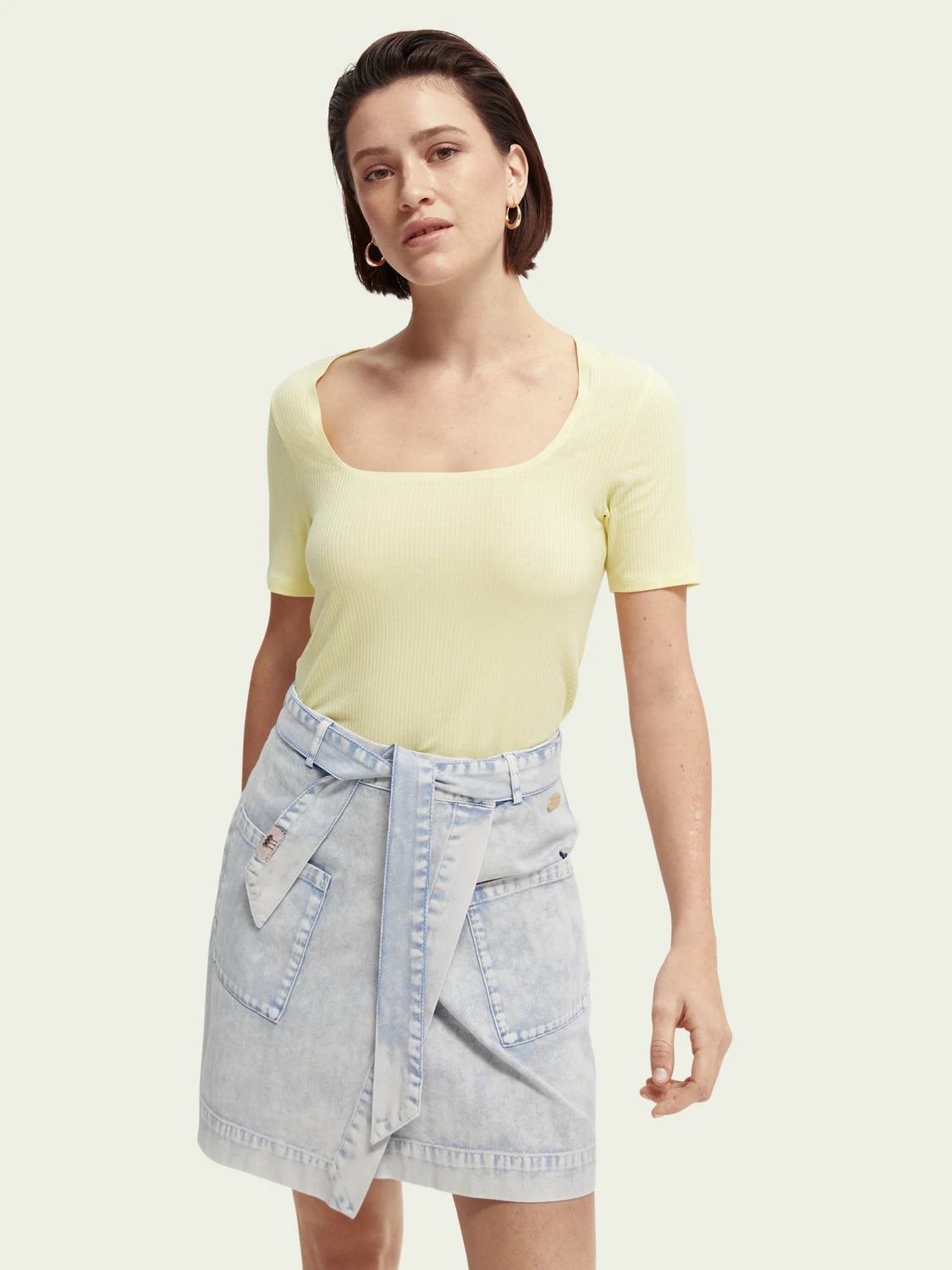 SCOTCH & SODA FITTED RIBBED SCOOP NECK LEMON