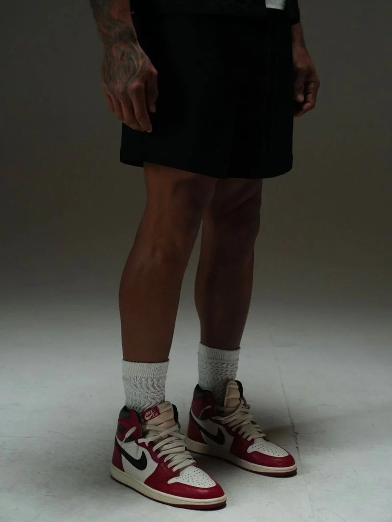ANANKE INTENTION RELAXED SHORT BLACK 