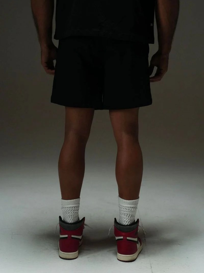 ANANKE INTENTION RELAXED SHORT BLACK 