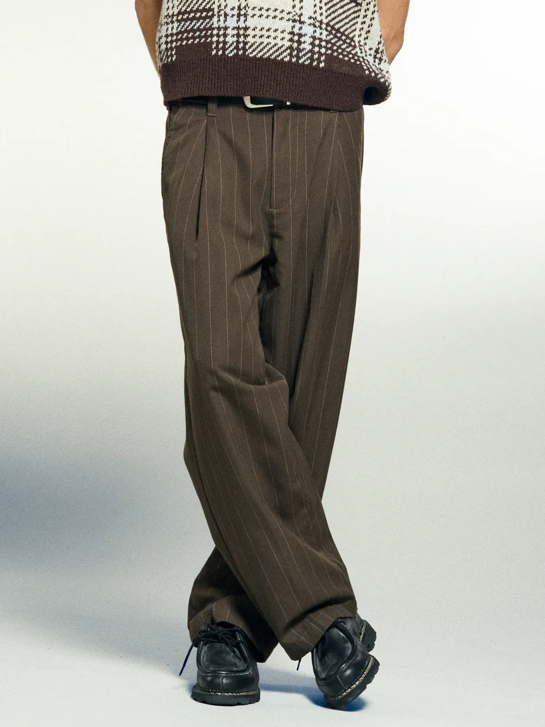 OBEY DEAN STRIPE PLEATED PANT WREN