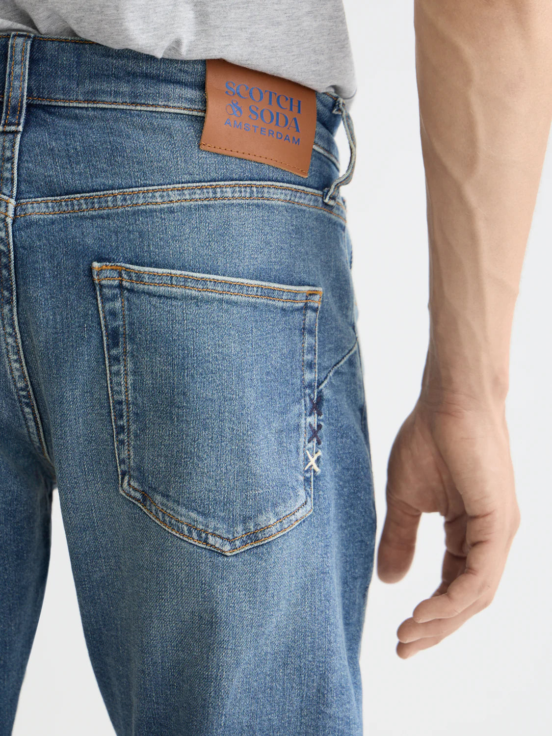 S&S ZEE STRAIGHT FIT JEAN BLUE MOVES