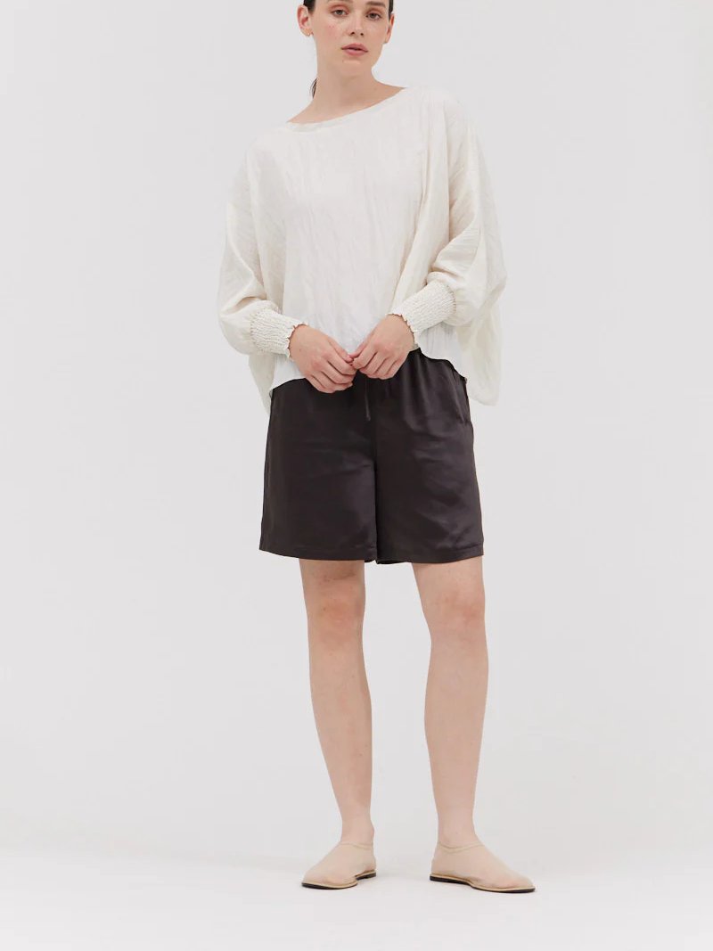 GRADE & GATHER SMOCKED CUFF BOXY TOP MILK