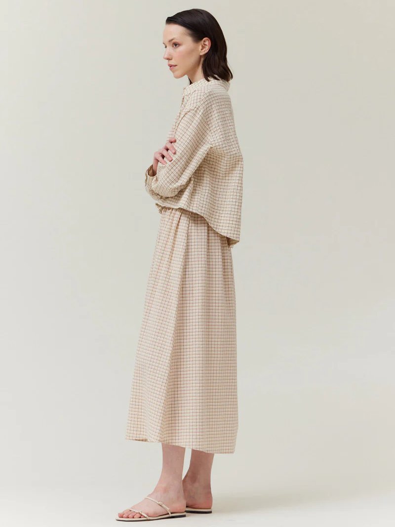 GRADE & GATHER CHECK PLAID CROP SHIRT CREAM