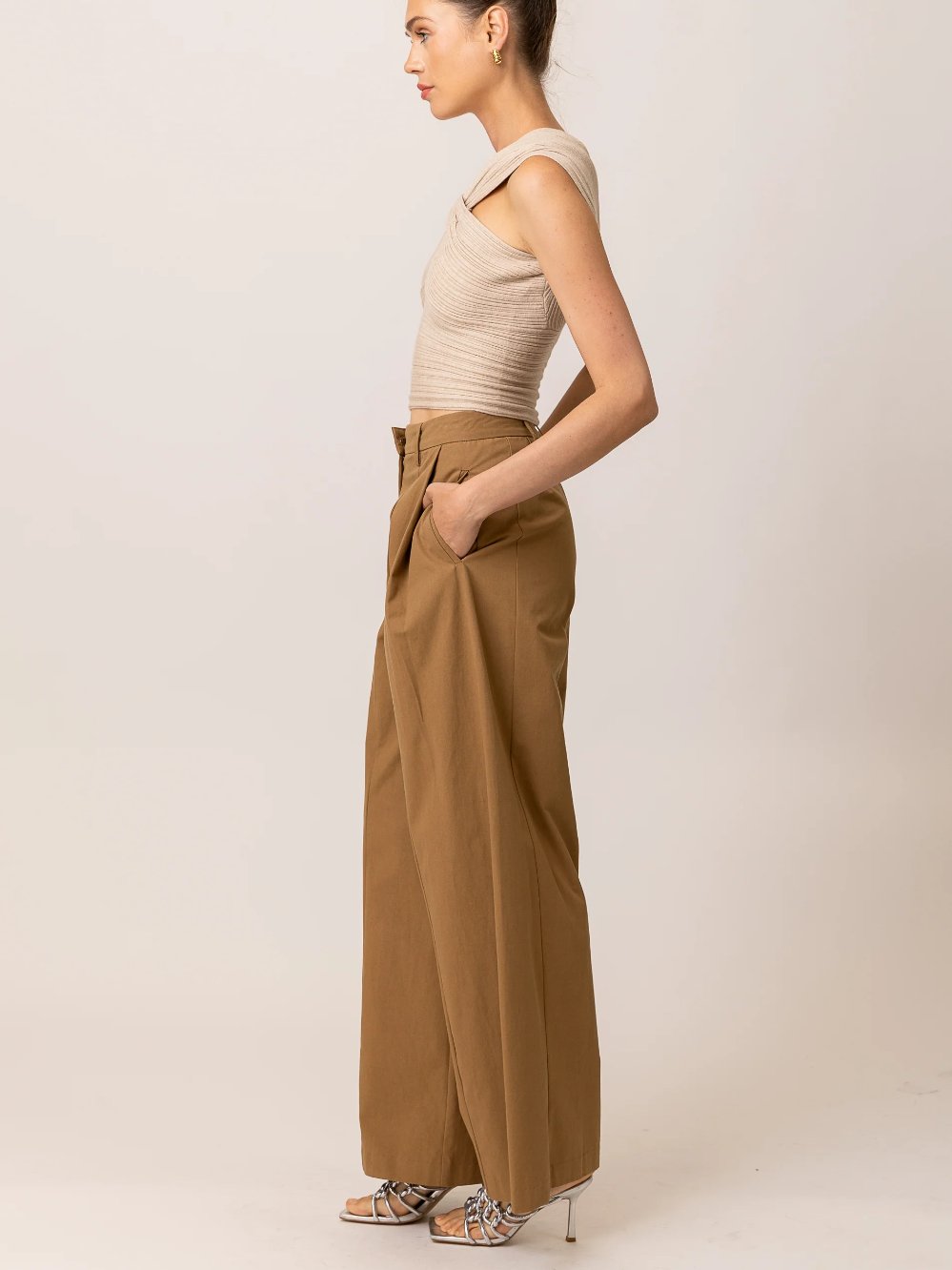 LINE & DOT AISHA TOP CREAM 
