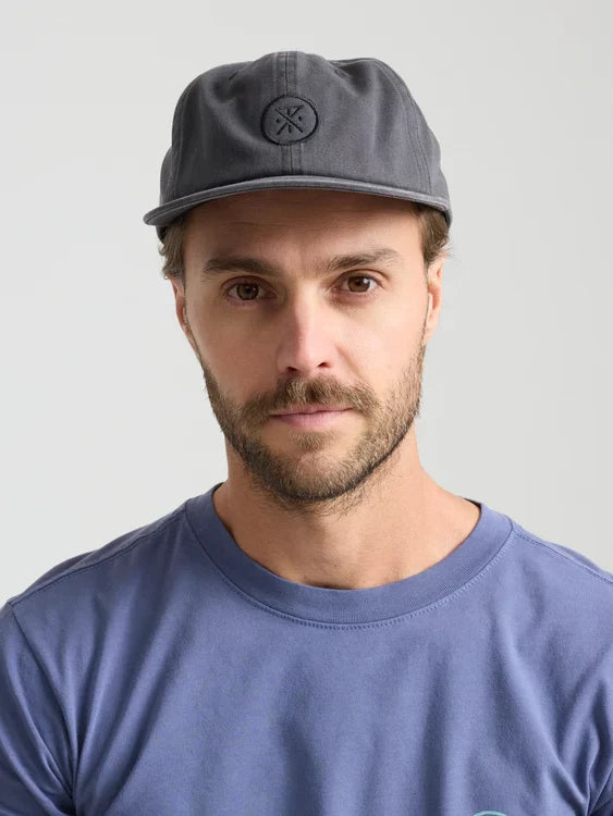 STRAPBACK HAT WASHED CHARCOAL 