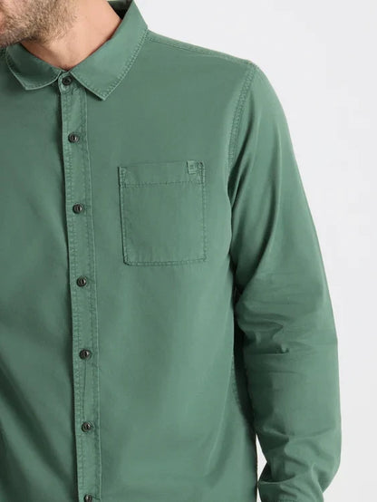 ROARK MADE TO FADE LONG SLEEVE BUTTON UP WASHED SLATE GREEN