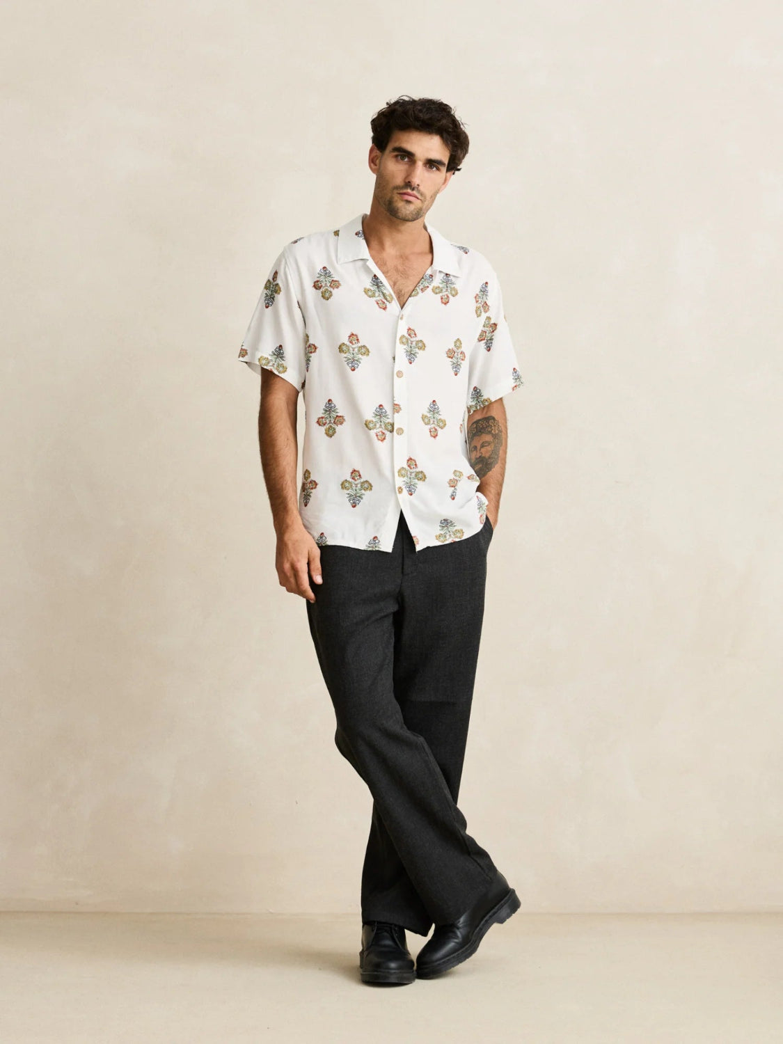 RHYHTHM BOUQUET S/S SHIRT NATURAL 