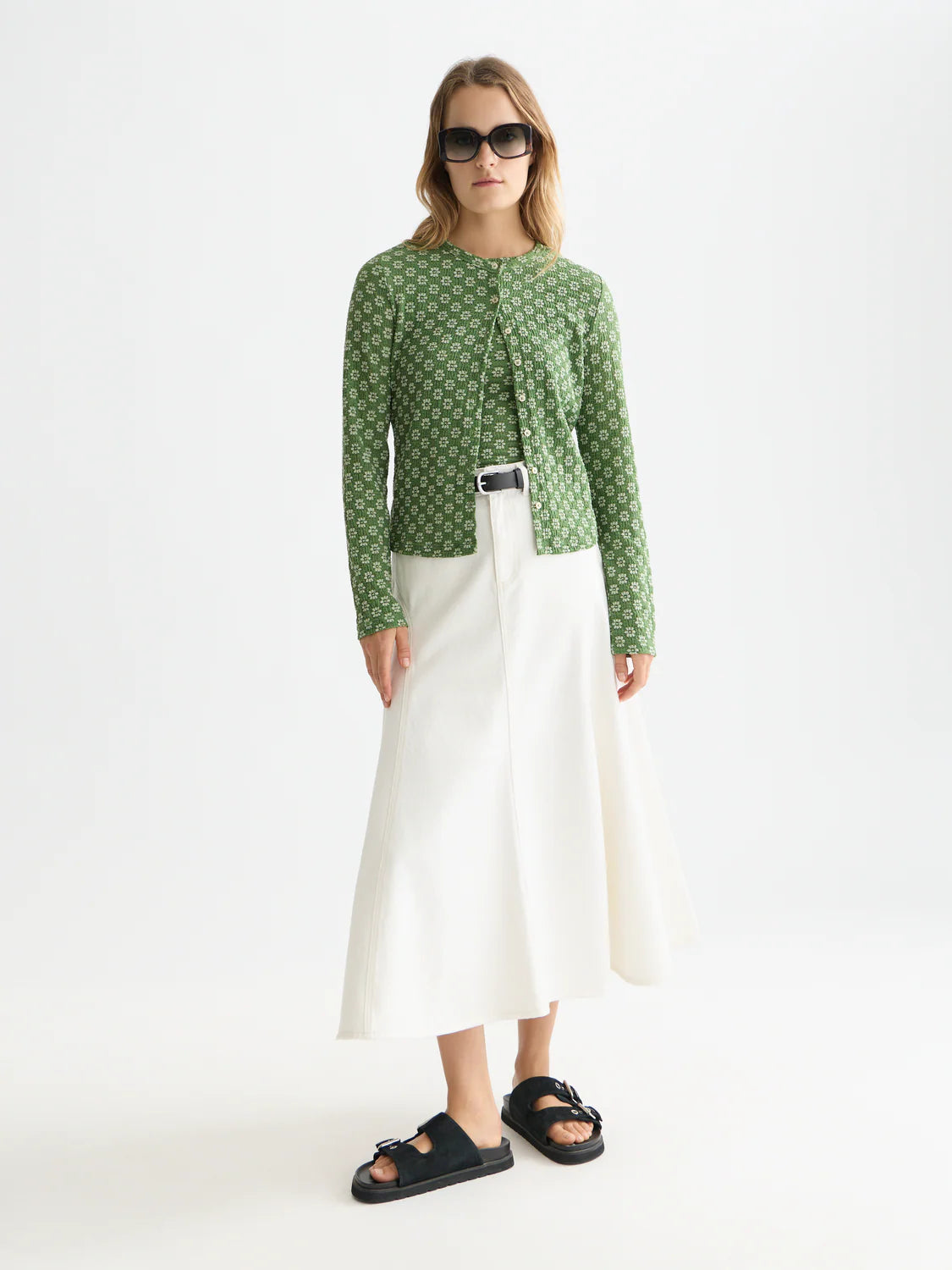 S&S STRUCTURED BUTTON UP LONG SLEEVE TOP GARDEN GREEN