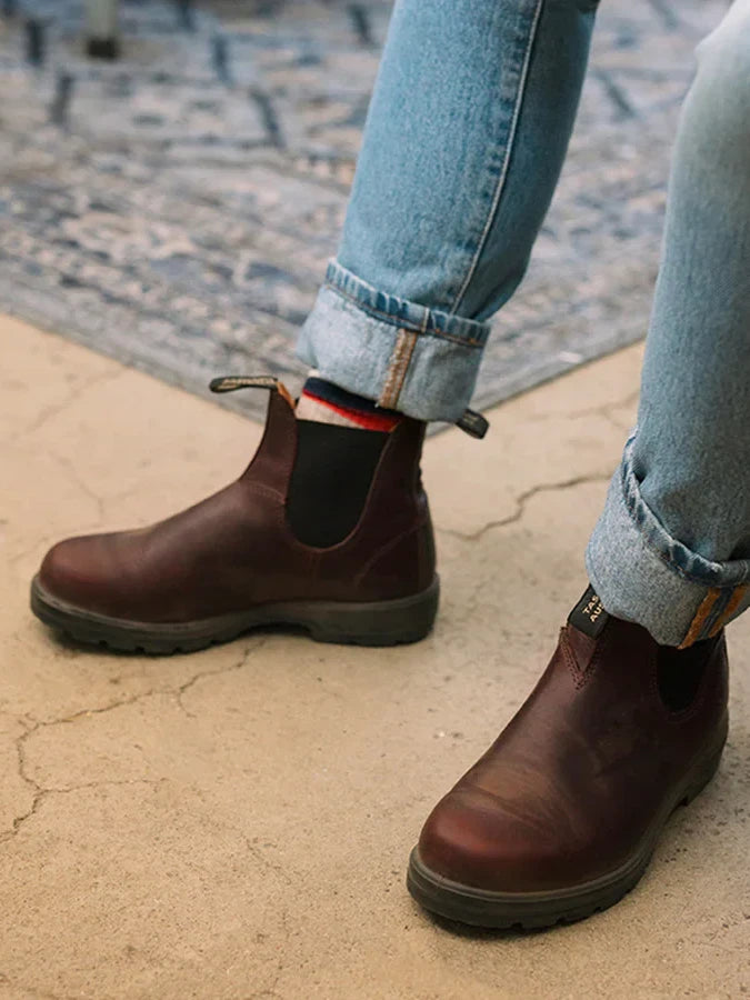 BLUNDSTONE WOMEN'S CLASSIC CHELSEA BOOT AUBURN 