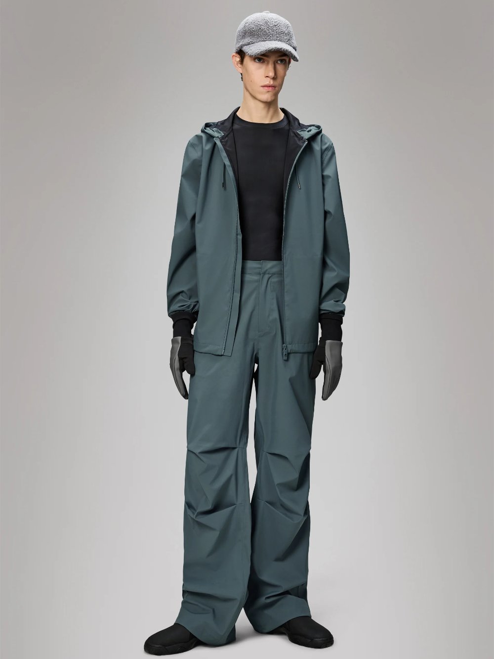RAINS SUVA HARDSHELL JACKET LAGOON 
