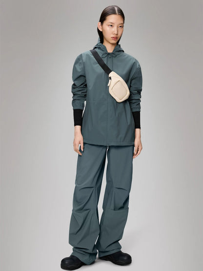 RAINS SUVA HARDSHELL JACKET LAGOON 