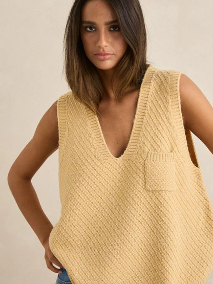 RHYTHM ARCHER KNIT VEST SAND
