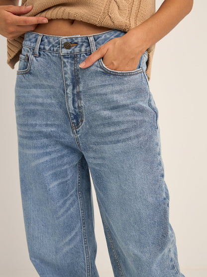 RHYTHM BEYOND RELAXED LEG JEAN WASHED BLUE