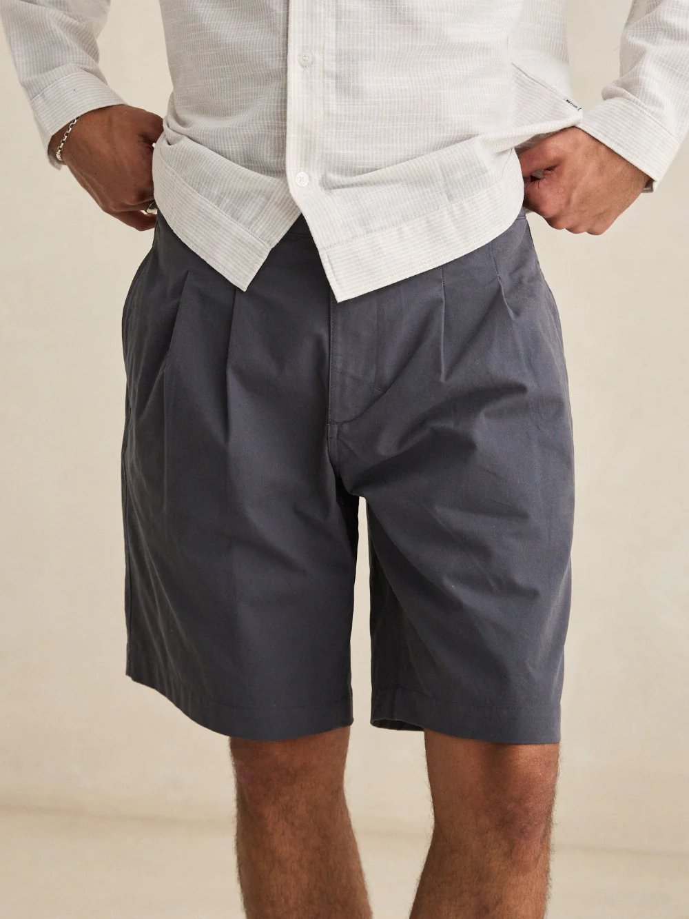 RHYTHM PLEATED SHORT NAVY 