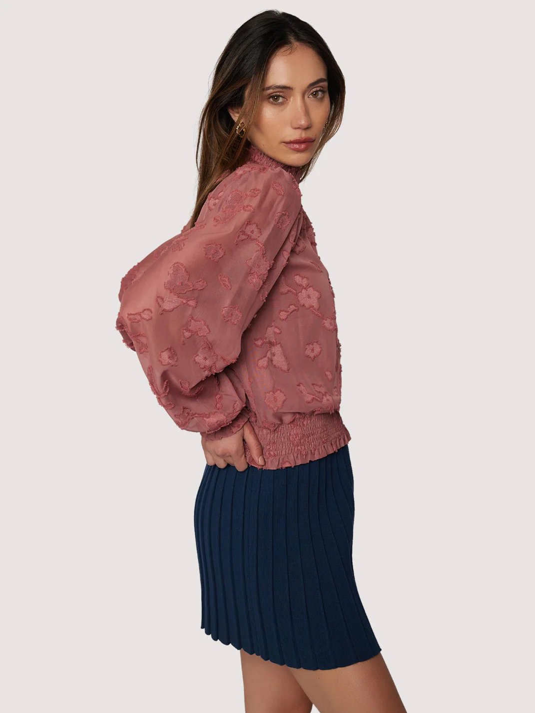 L+W FABLE CHARM MOCK NECK TOP DUSTY ROSE