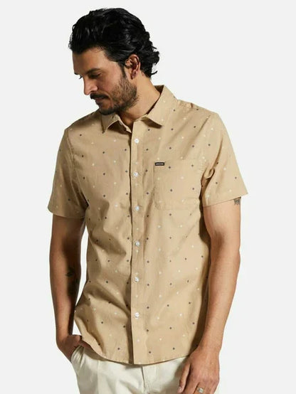 BRIXTON CHARTER PRINT S/S WOVEN SAND PYRAMID 