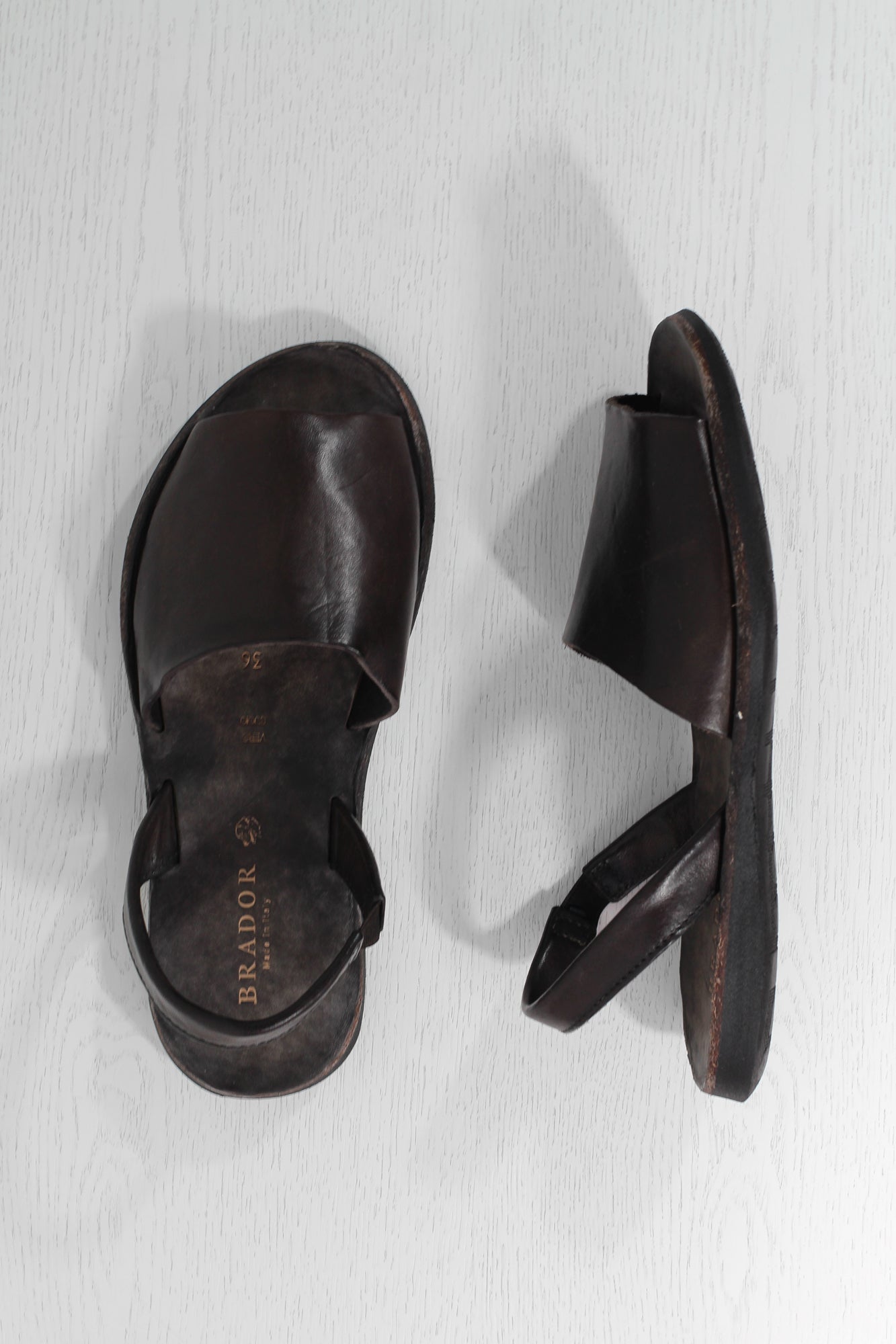 FLORENCE LEATHER SANDALS