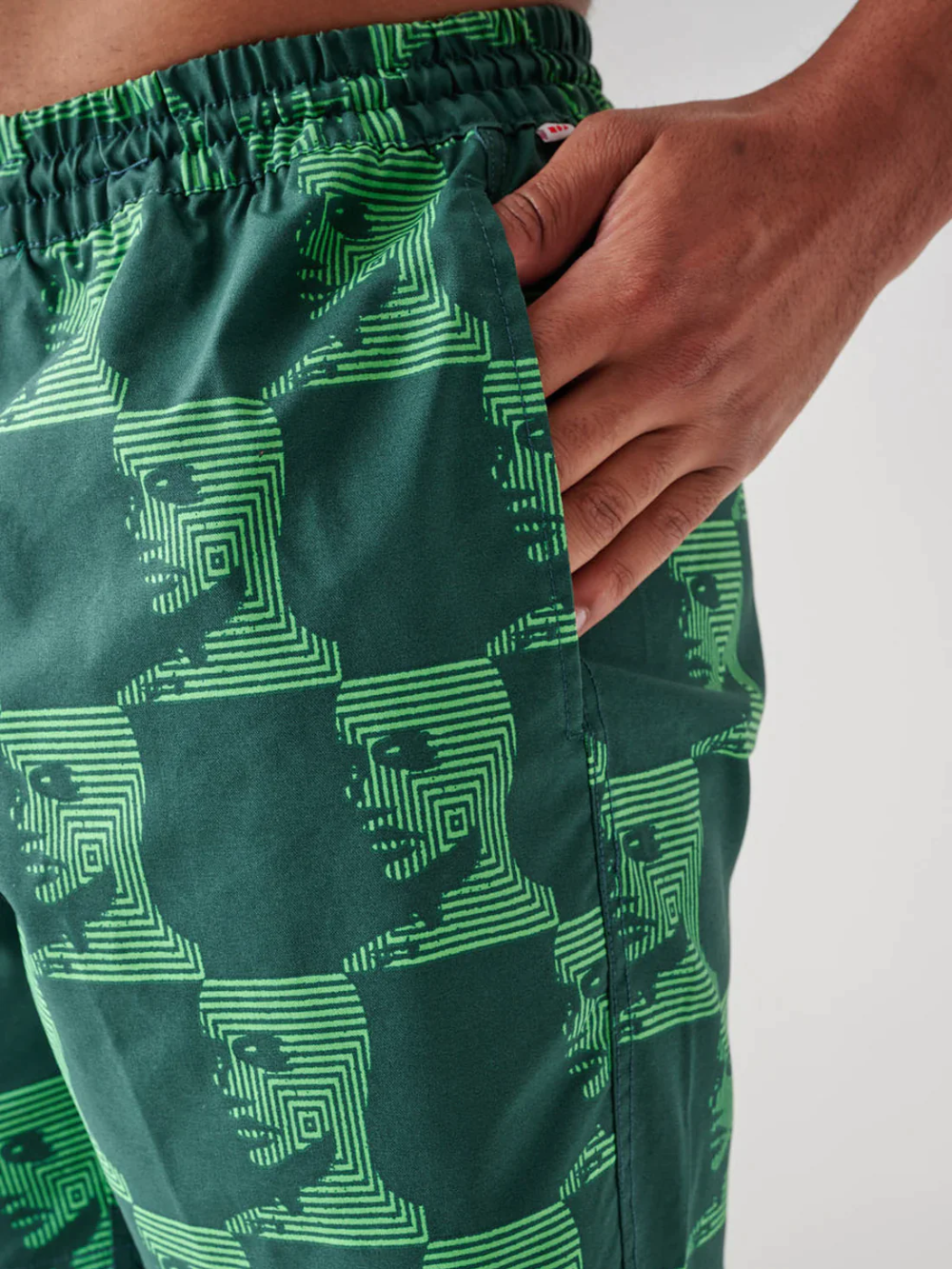 GLOBE CIRCUITS POOLSHORT NIGHT GREEN